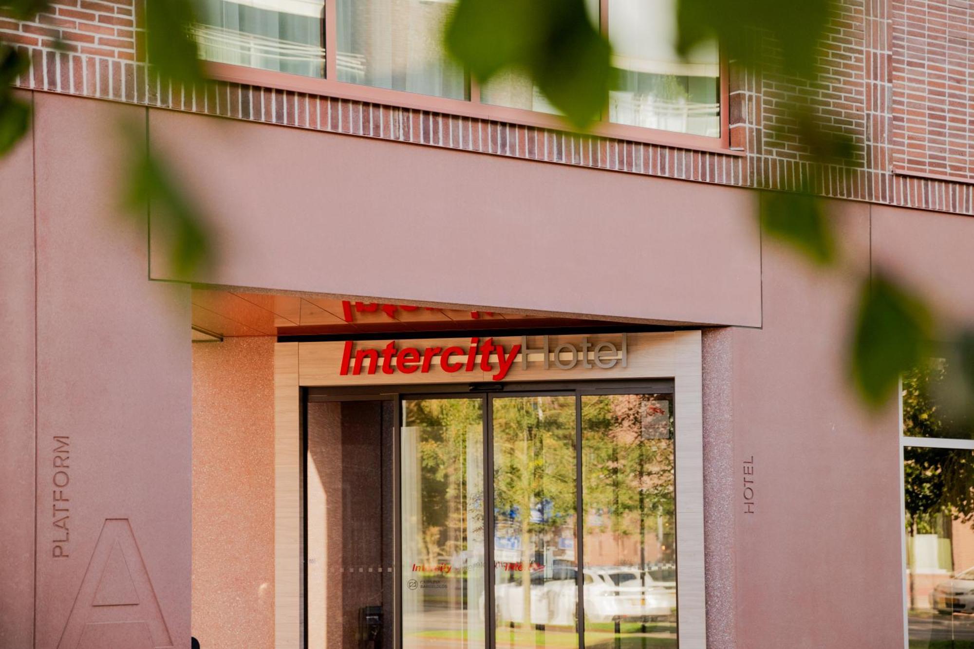 Intercityhotel Breda Exterior photo
