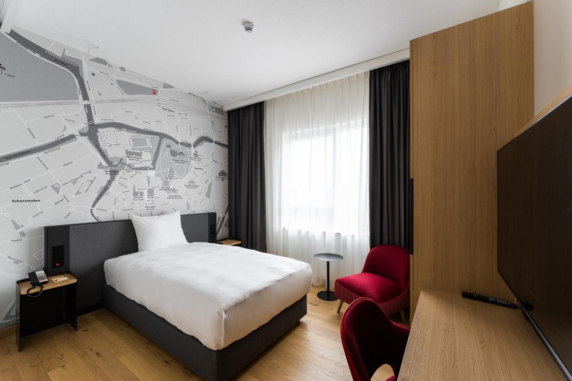 Intercityhotel Breda Exterior photo